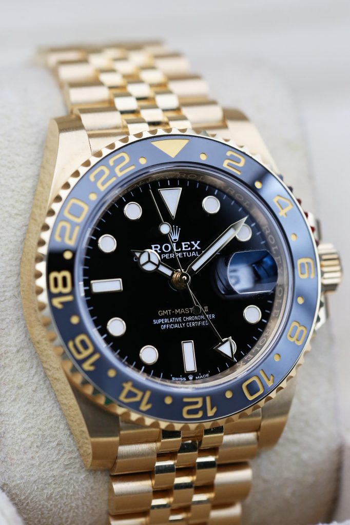 Rolex GMT-Master II Black 126718GRNR 40mm 2023