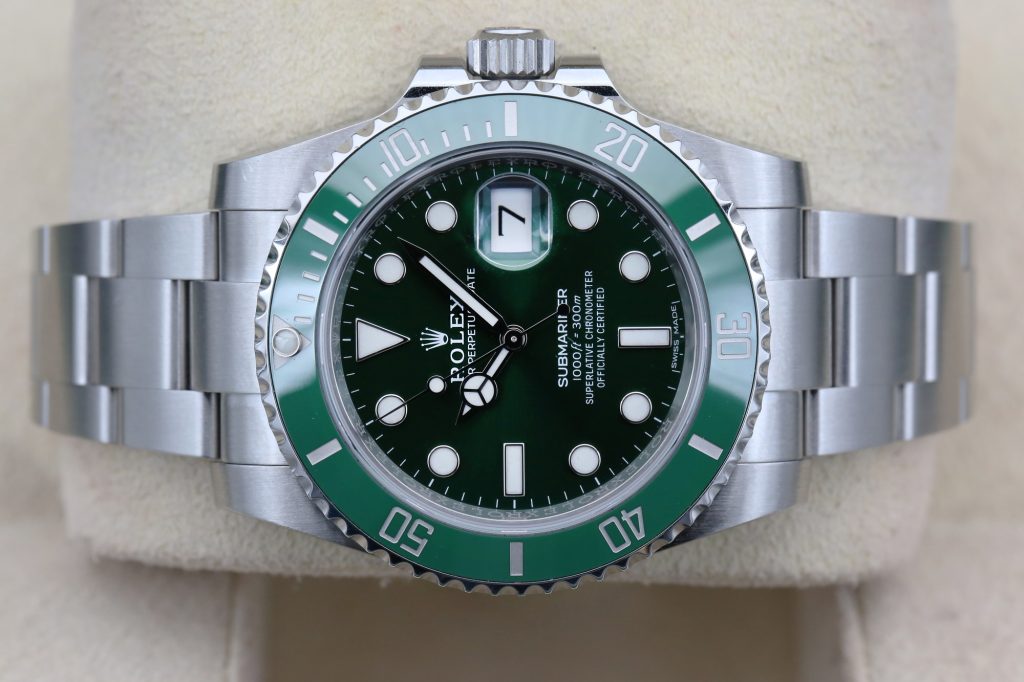 Rolex Submariner Green 116610LV 40mm 2017 Hulk