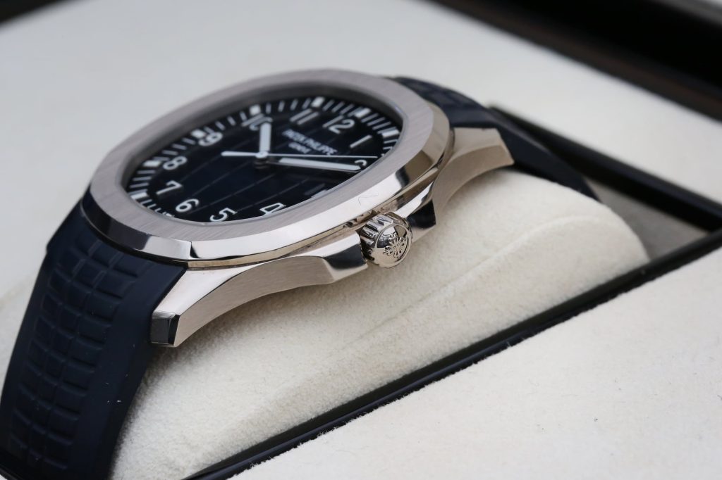 Patek Philippe 5168G-001 Blue AQUANAUT 42mm 2019