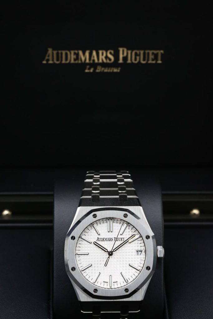 Audemars Piguet 15510ST.OO.1320ST.03 White ROYAL OAK 41mm 2023