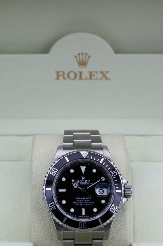 Rolex 16610LN Black SUBMARINER  40mm 2008