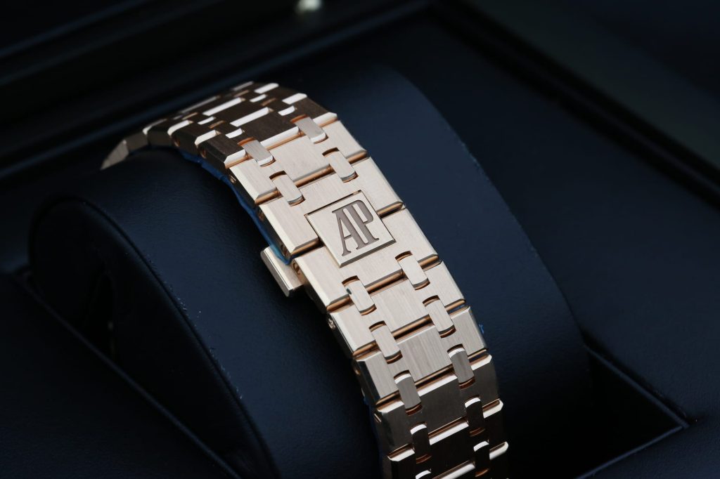Audemars Piguet 26331OR.OO.D821CR.01 Chocolate ROYAL OAK  41mm 2018