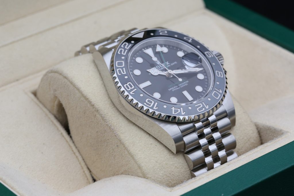 Rolex 126710GRNR Black GMT MASTER II 40mm 2024