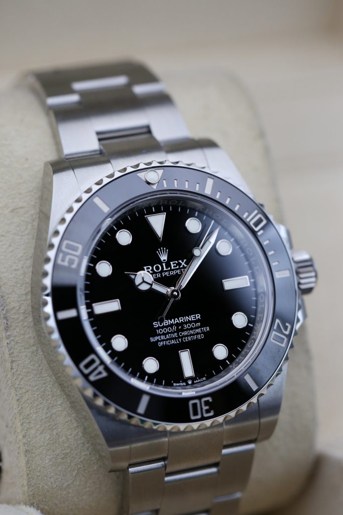 Rolex 124060 Black SUBMARINER 41mm 2022 Non Date