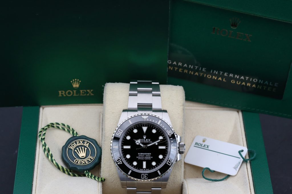 Rolex 124060 Black SUBMARINER 41mm 2022 Non Date