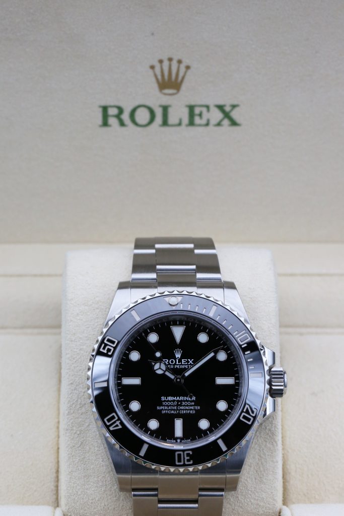 Rolex 124060 Black SUBMARINER  41mm 2020