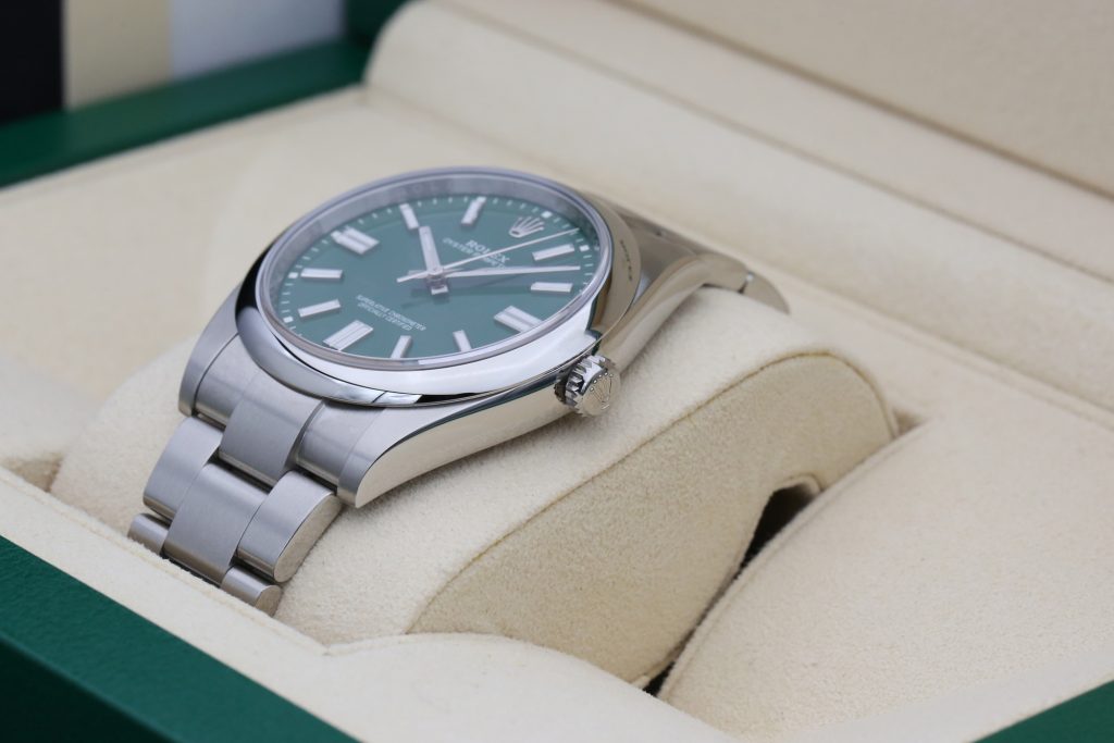 Rolex 124300 Green OYSTER PERPETUAL 41mm 2024