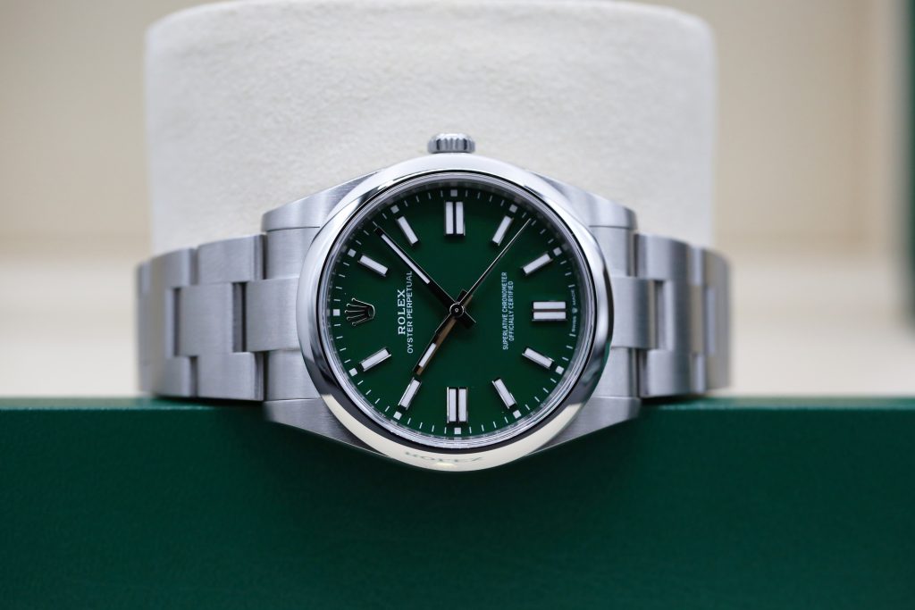 Rolex 124300 Green OYSTER PERPETUAL 41mm 2024