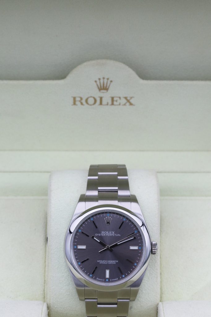 Rolex 114300 Rhodium OYSTER PERPETUAL 39mm 2018