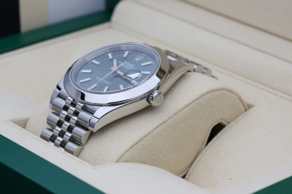 Rolex 126300 Green DATEJUST 41mm 2024