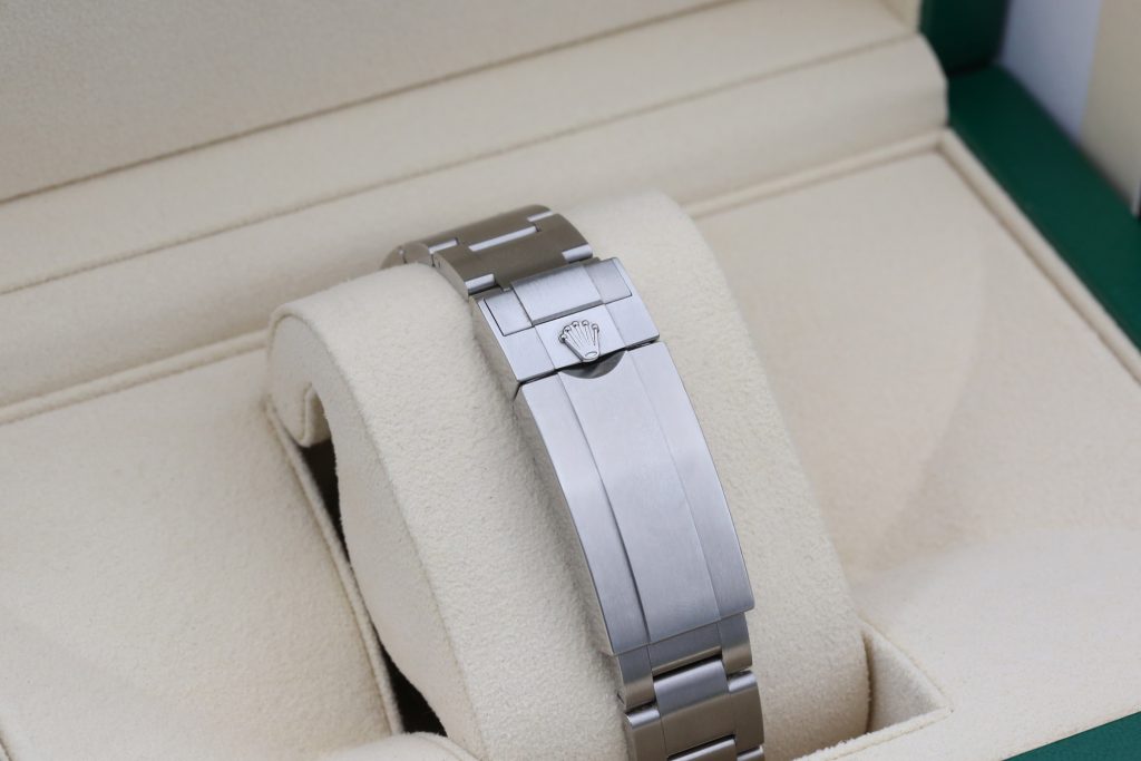 Rolex 124060 Black SUBMARINER 41mm 2024