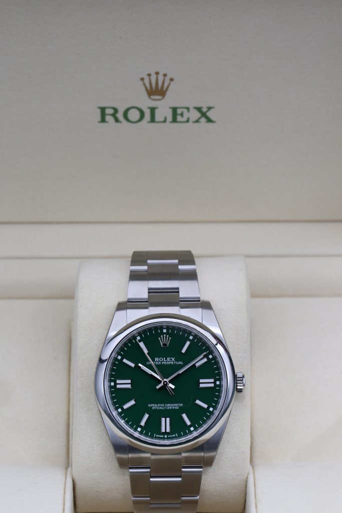 Rolex 124300 Green OYSTER PERPETUAL 41mm 2021