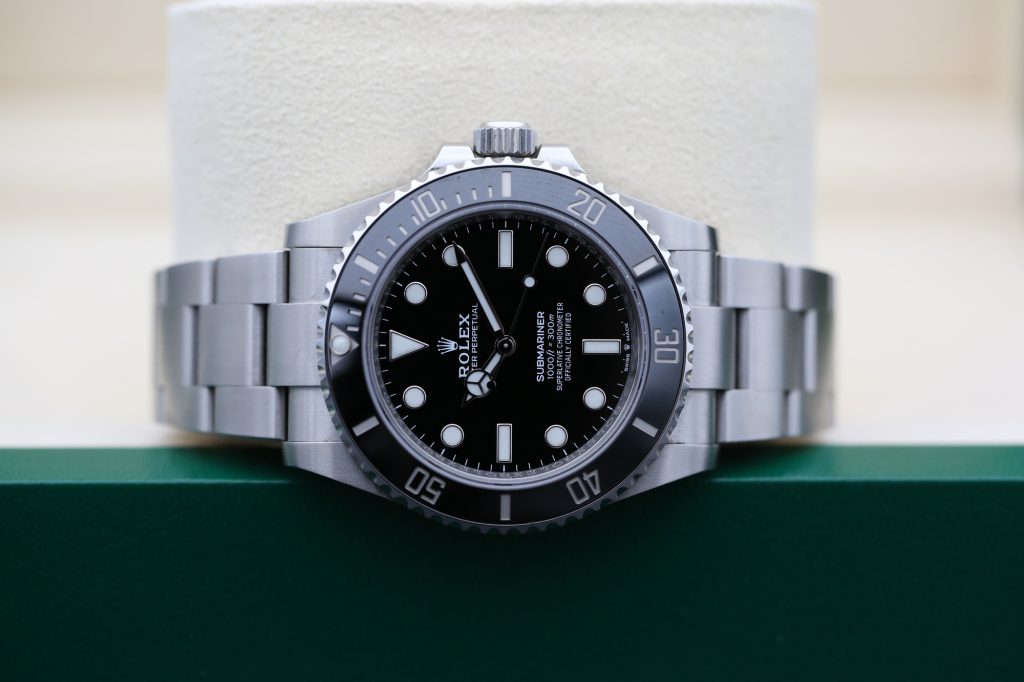 Rolex 124060 Black SUBMARINER 41mm 2024