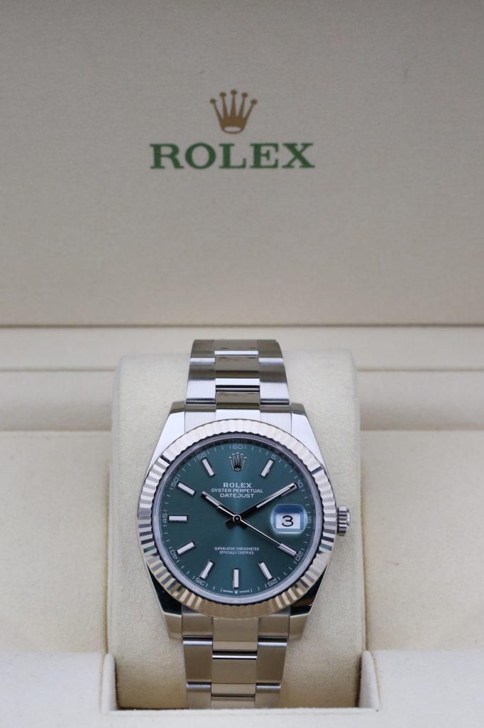 Rolex 126334 Mint Green DATEJUST 41mm 2024