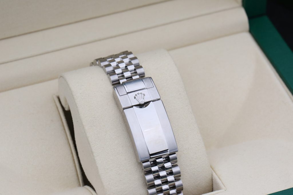 Rolex 126710BLNR Black GMT-MASTER II 40mm 2025