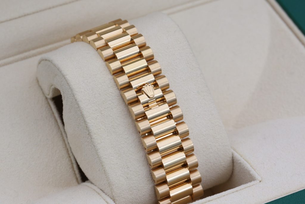 Rolex 228238 Sundust DAY-DATE 40mm 2023