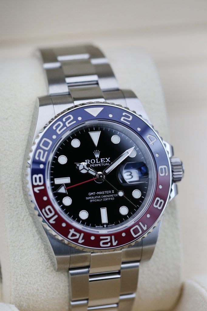 Rolex 126710BLRO Black GMT-MASTER II 40mm 2022 Pepsi