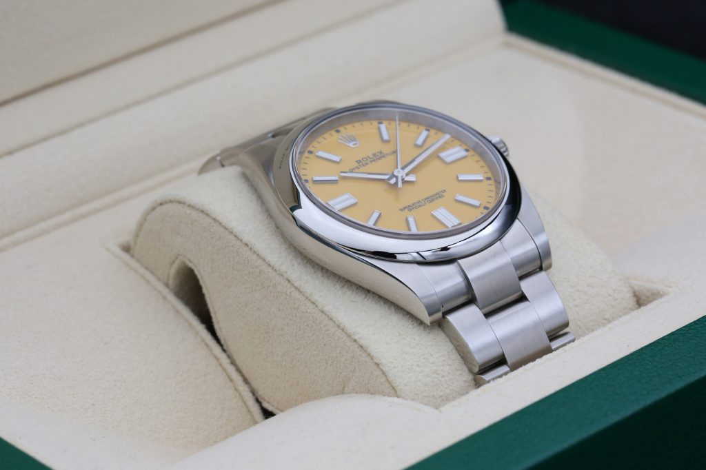 Rolex 124300 Yellow OYSTER PERPETUAL 41mm 2020