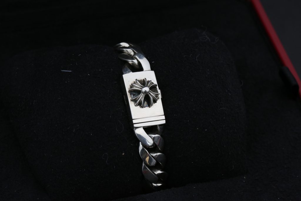 Cartier WSPN0019 White PANTHERE CHROME HEARTS