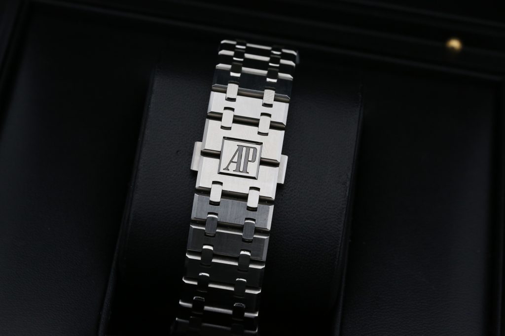 Audemars Piguet 26331ST.OO.1220ST.02 Black ROYAL OAK  41mm 2021