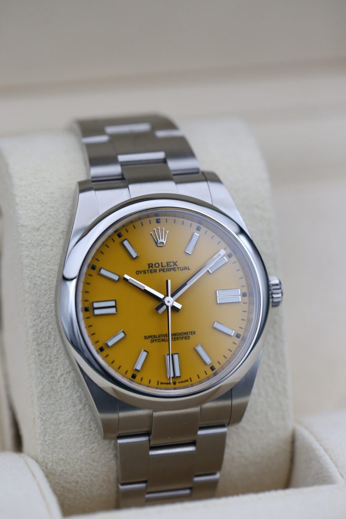 Rolex 124300 Yellow OYSTER PERPETUAL 41mm 2020