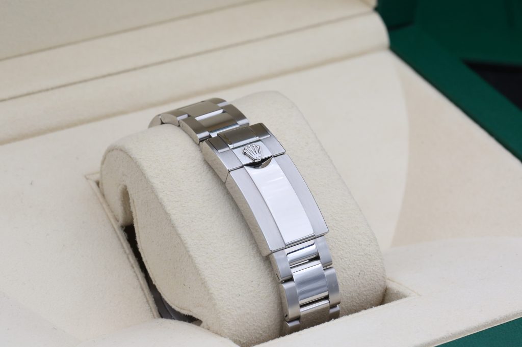 Rolex 126710GRNR Black GMT MASTER II 40mm 2024 Bruce Wayne
