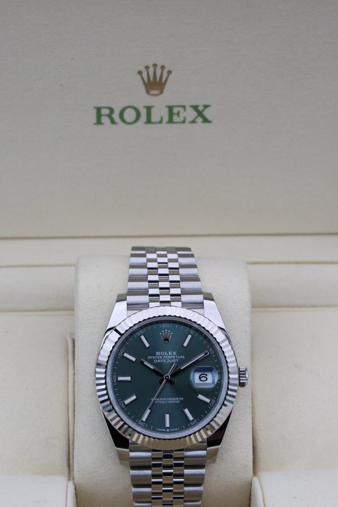 Rolex 126334 Mint Green DATEJUST 41mm 2024