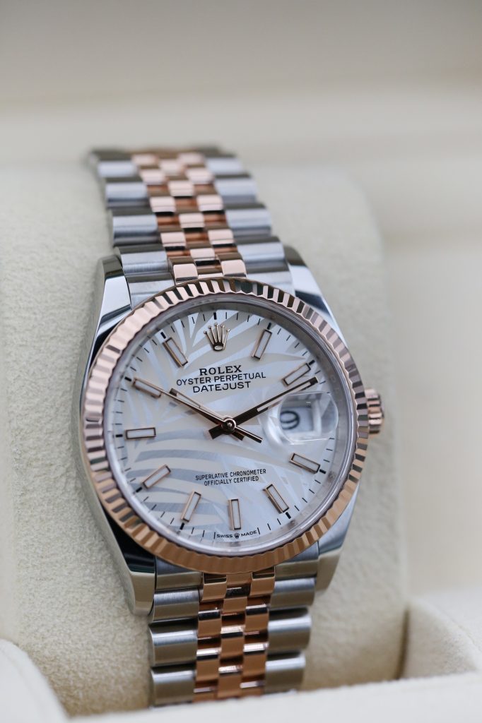 Rolex 126231 Palm Dial DATEJUST 36mm 2023