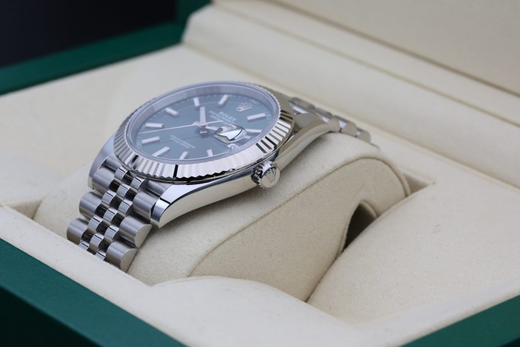 Rolex 126334 Mint Green DATEJUST 41mm 2024