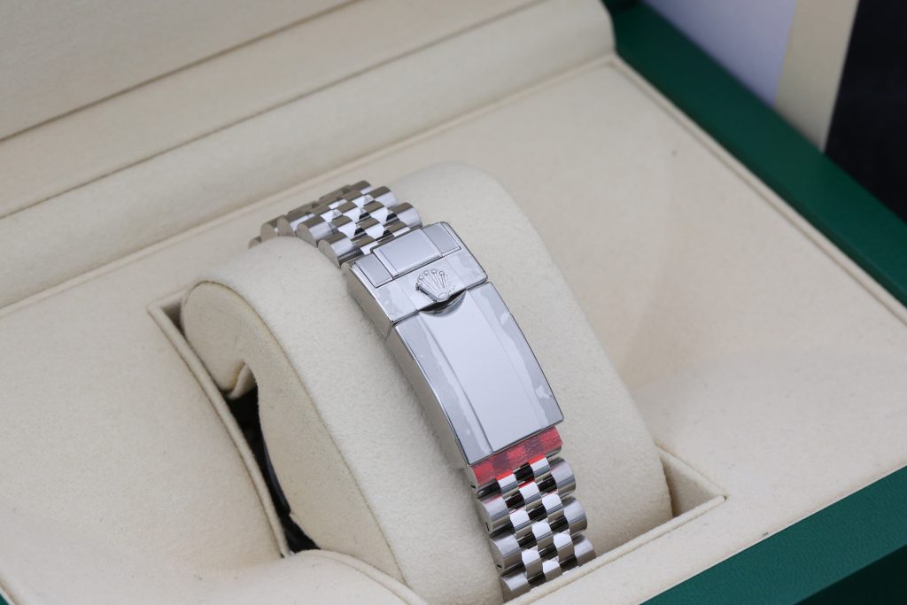 Rolex 126710GRNR Black GMT MASTER II 40mm 2025 Bruce Wayne