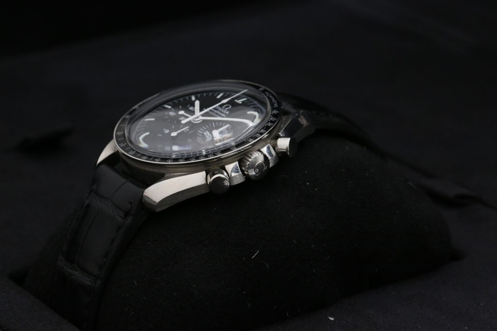 Omega 311.33.42.30.01.001 Black Chornogrpah SPEEDMASTER MOONWATCH 42mm 2021