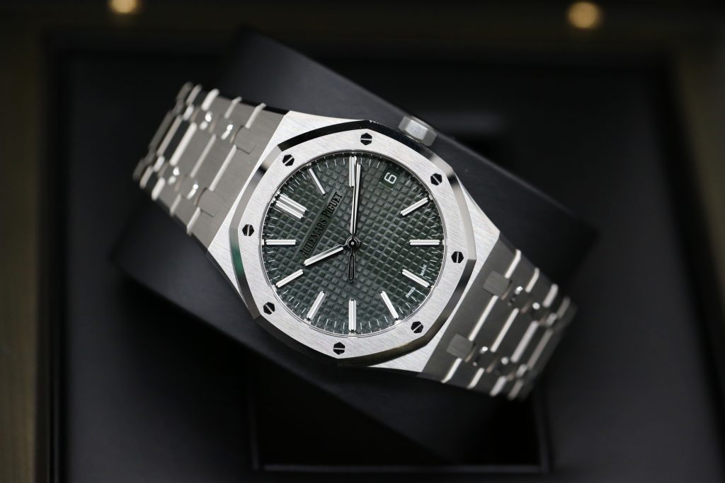Audemars Piguet 15510ST Green ROYAL OAK 41mm 2024