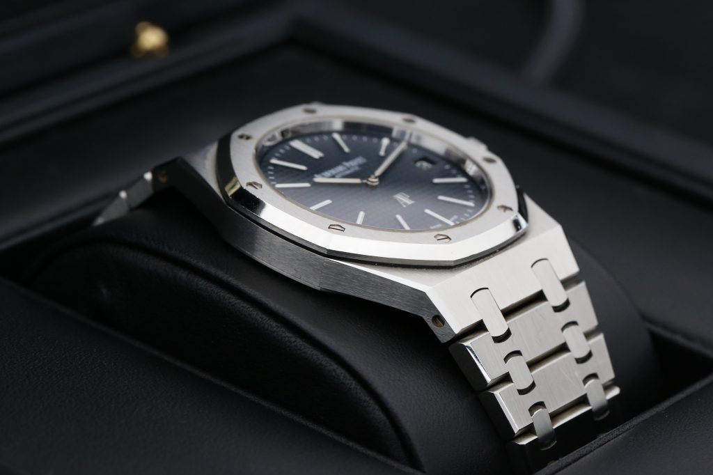Audemars Piguet 15202ST.OO.1240ST.01.A Blue ROYAL OAK 39mm 2017