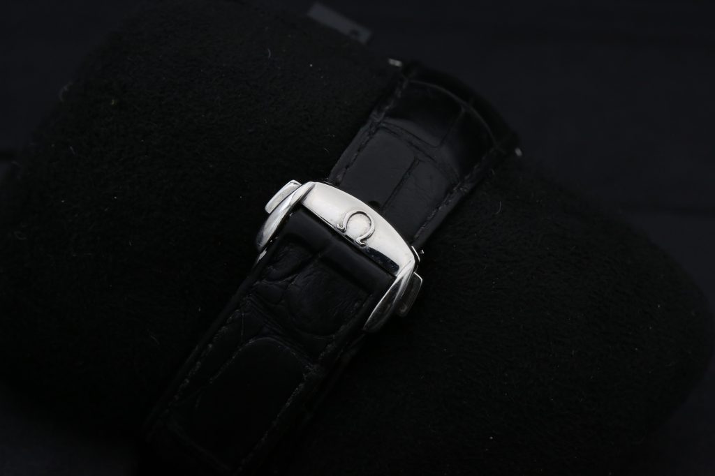 Omega 311.33.42.30.01.001 Black Chornogrpah SPEEDMASTER MOONWATCH 42mm 2021