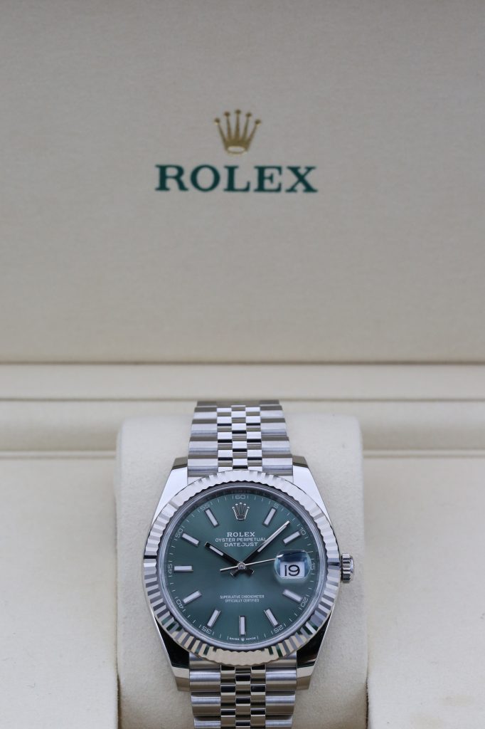 Rolex 126334 Mint Green DATEJUST 41mm 2025