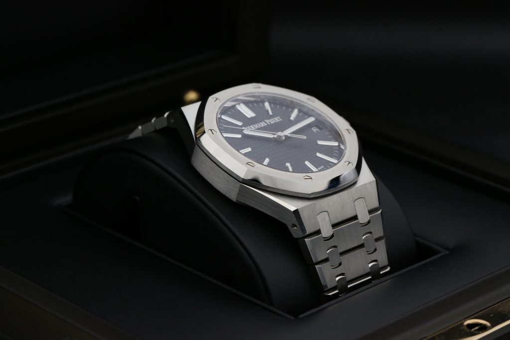 Audemars Piguet 15510ST Green ROYAL OAK 41mm 2024