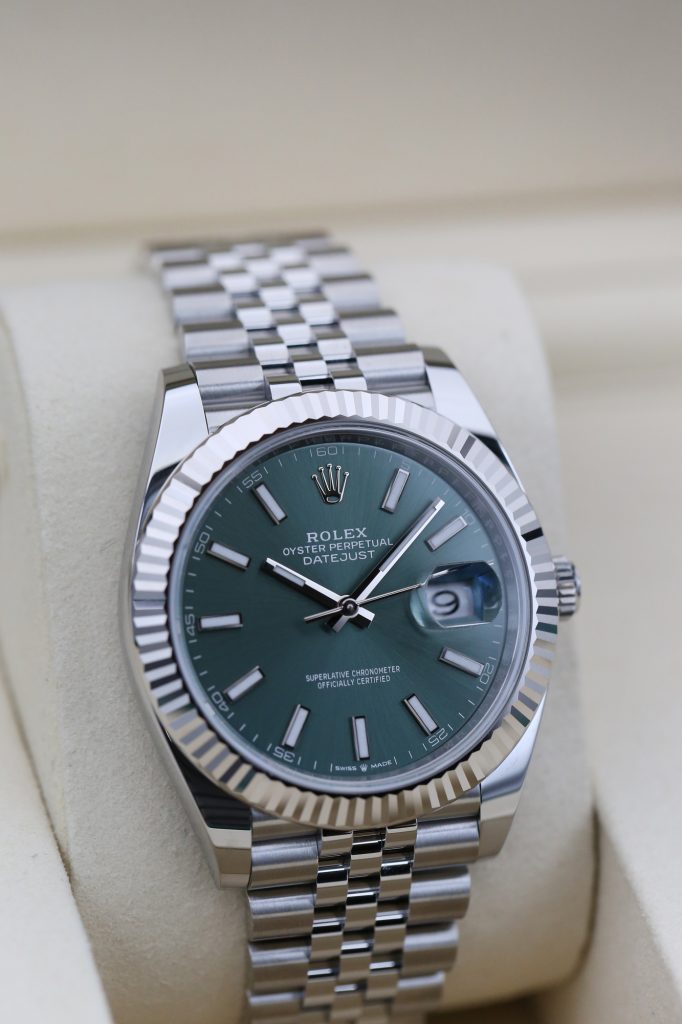 Rolex 126334 Mint Green DATEJUST 41mm 2025