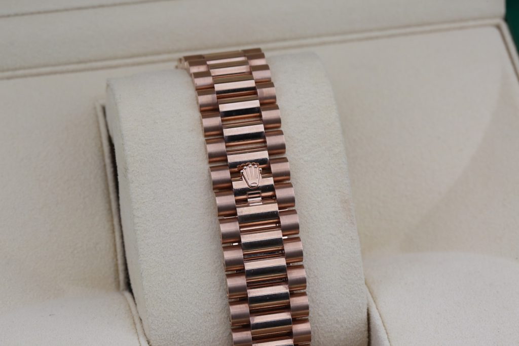 Rolex 228235 Eisenkiesel DAY-DATE 40mm 2022