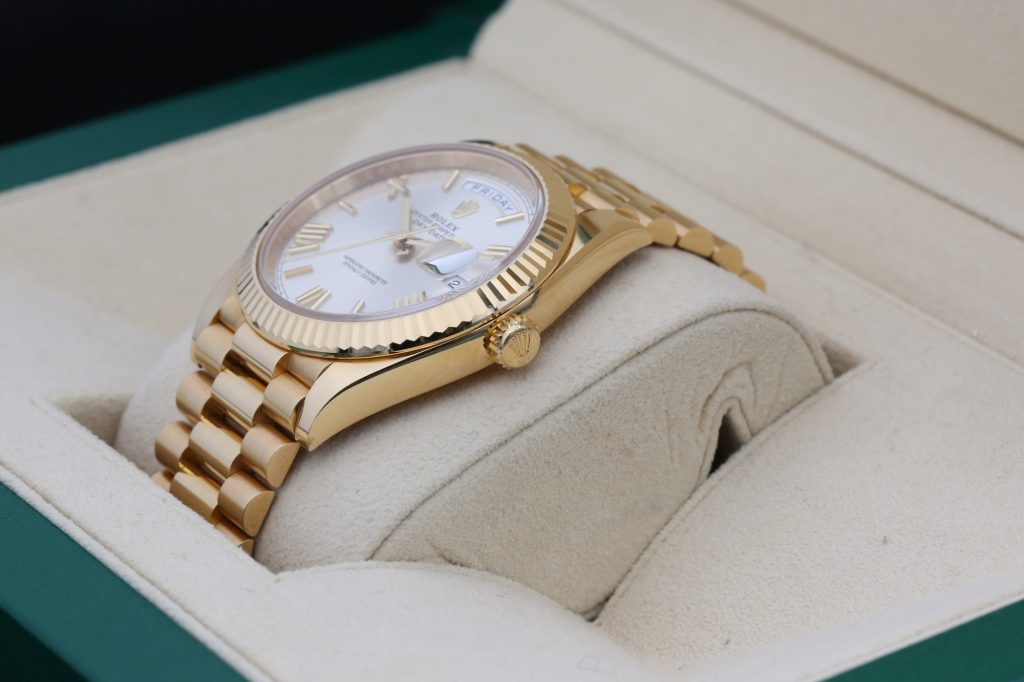 Rolex 228238 Silver DAY-DATE 40mm 2023