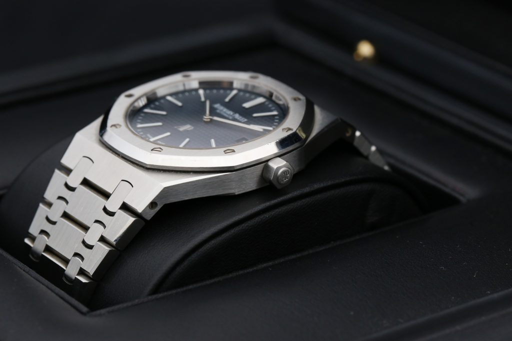 Audemars Piguet 15202ST.OO.1240ST.01.A Blue ROYAL OAK 39mm 2017
