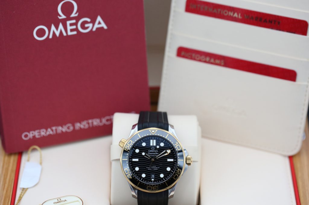 Omega 210.22.42.20.01.001 Black SEAMASTER DIVER 42mm 2020