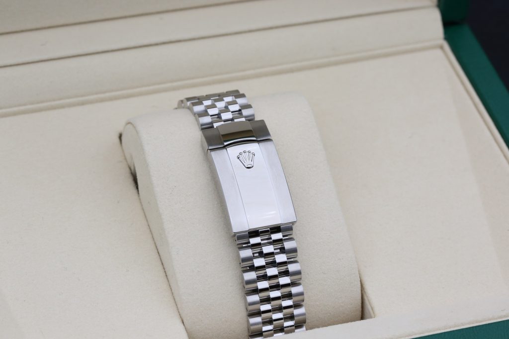 Rolex 126334 Blue Azzuro DATEJUST 41mm 2025