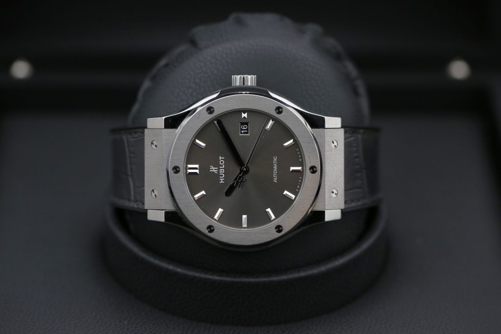 Hublot 542.NX.7071.LR Racing Grey CLASSIC FUSION  42mm 2023