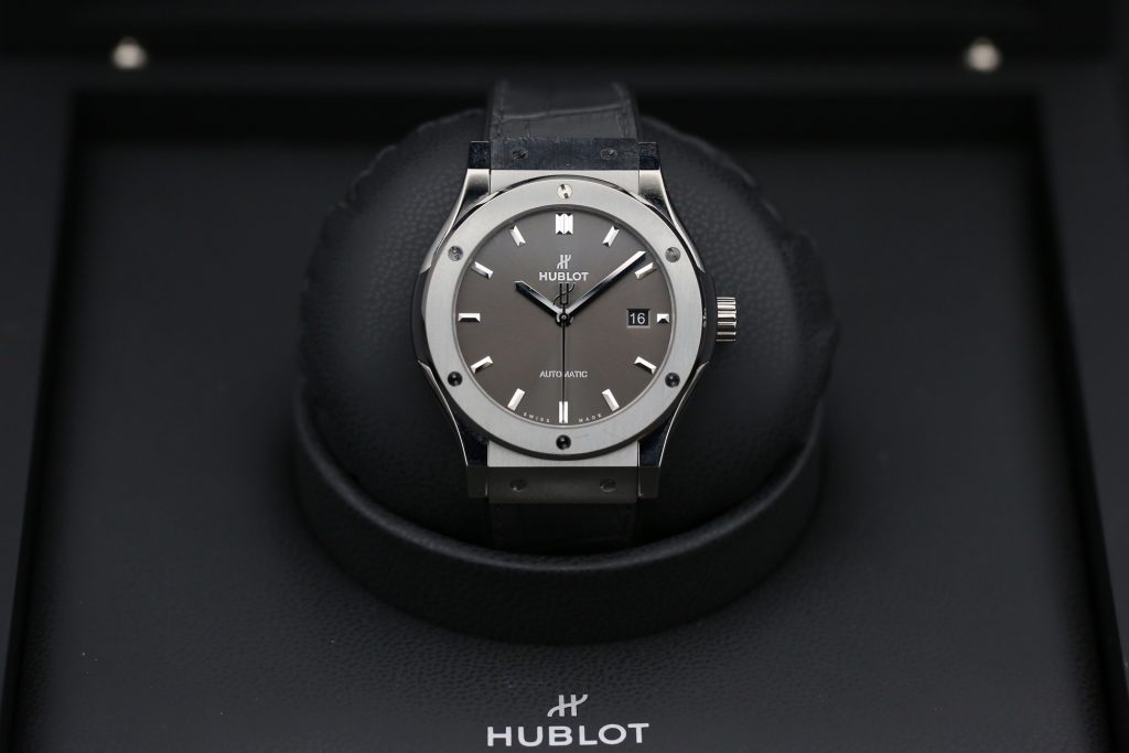 Hublot 542.NX.7071.LR Racing Grey CLASSIC FUSION  42mm 2023