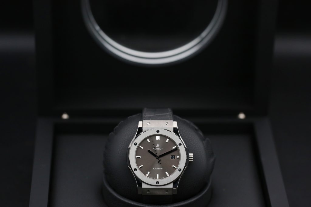 Hublot 542.NX.7071.LR Racing Grey CLASSIC FUSION  42mm 2023
