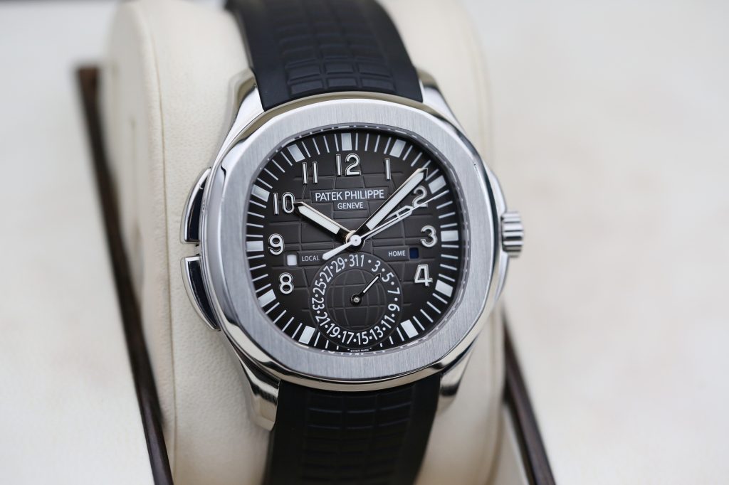 Patek Philippe 5164A-001 Black AQUANAUT  41mm 2017