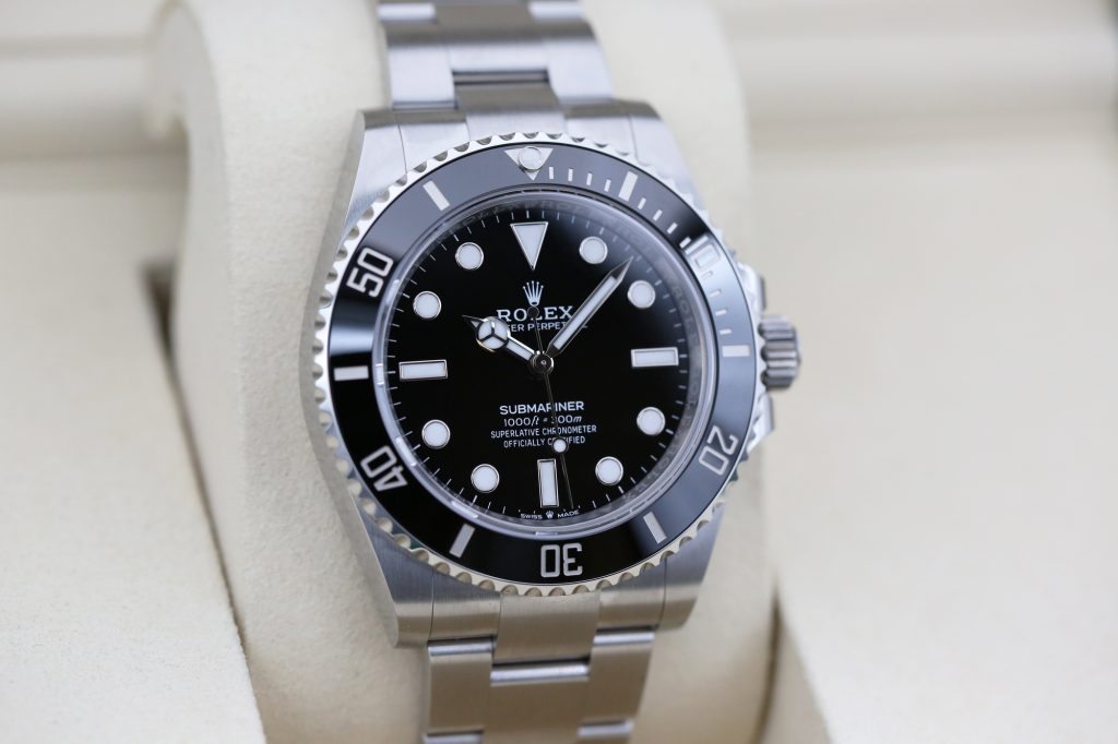 Rolex 124060 Black SUBMARINER 41mm 2025