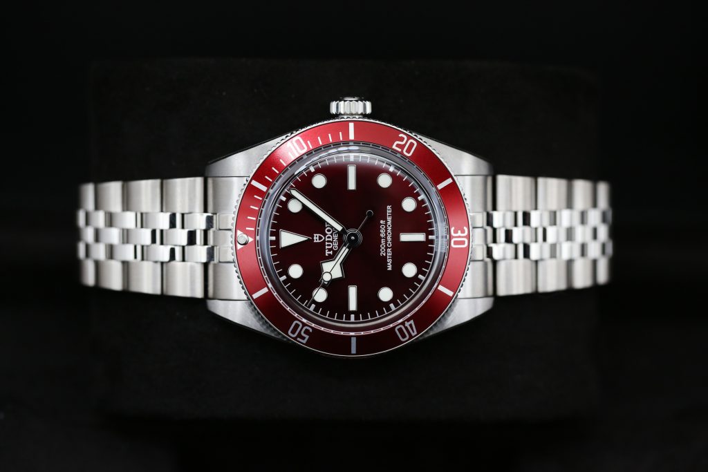 Tudor 7939A1A0RU Red BLACK BAY 39mm 2025
