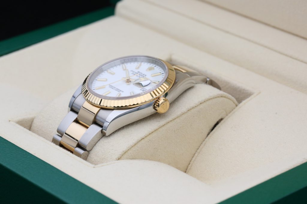 Rolex 126233 White DATEJUST 36mm 2023