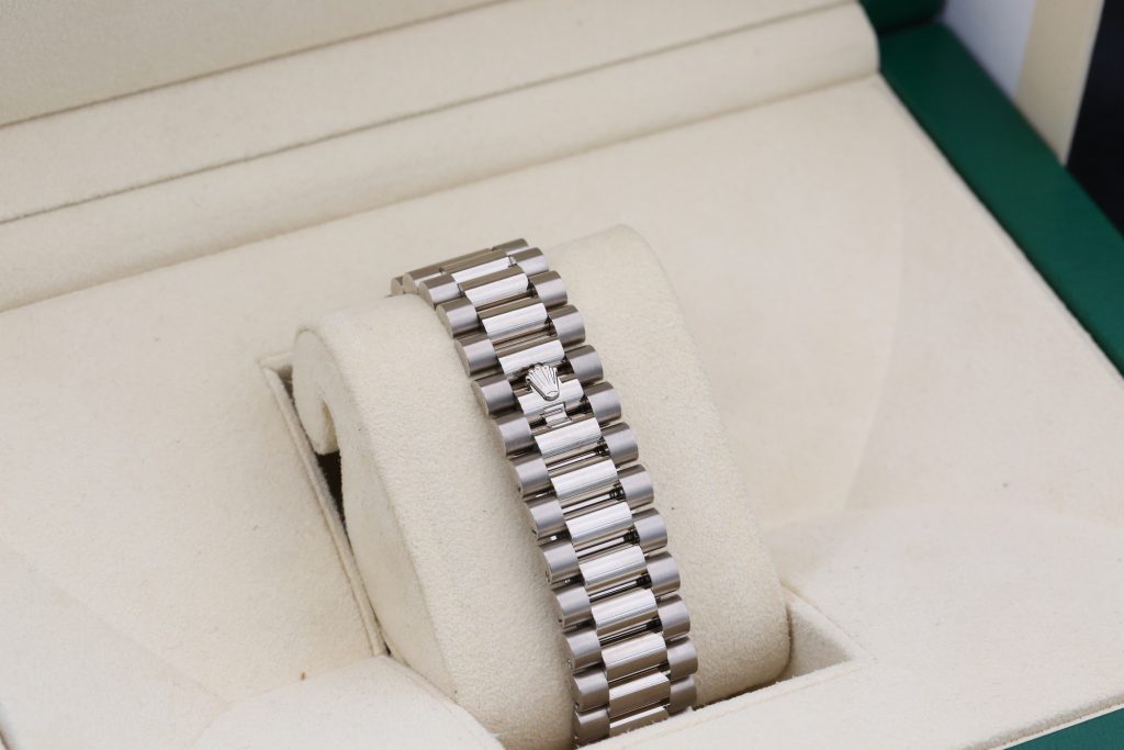 Rolex 228239 Olive DAY-DATE 40mm 2024